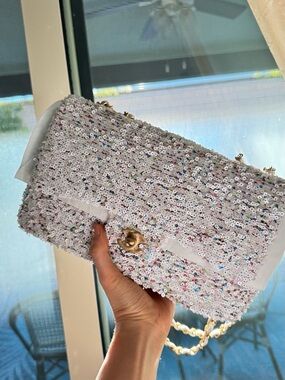 CHANEL White Sequin Shoulder Bag with Gold Hardware
